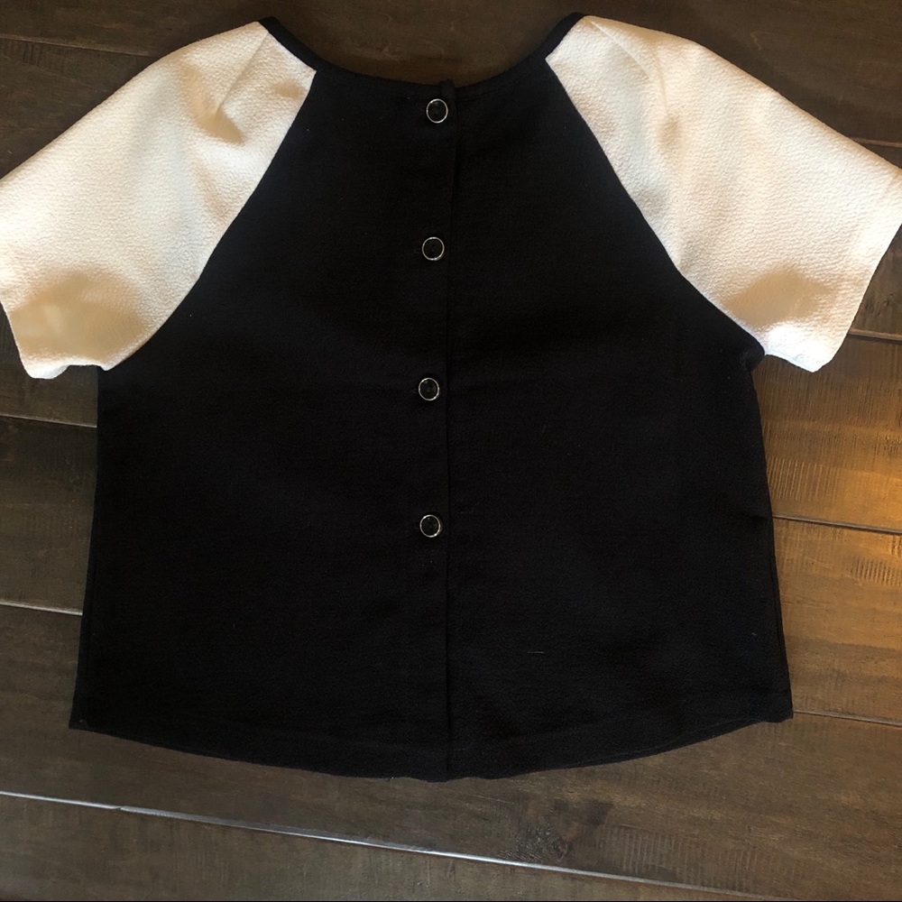 ASTR Blouse! - Picture 4 of 4